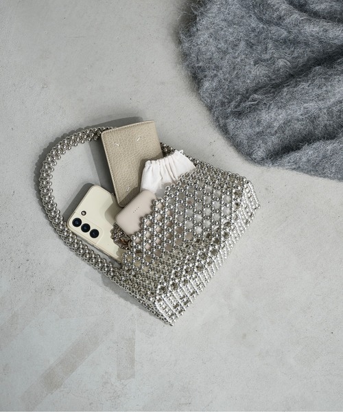 THE Yon ショルダーバッグ バッグ ビーズデザインパーティーバッグ