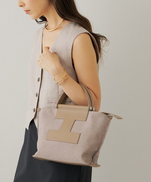 IACUCCI（イアクッチ） ハンドバッグ FREE サンドベージュ レディース