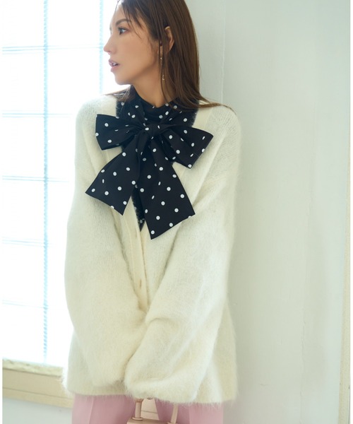 CELFORD♡完売♡未使用♡ピンクファーカーディガン CELFORD（セルフォード）の「刺繍入りファーライクカーディガン