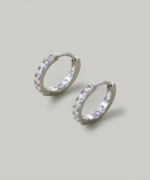 Jolie Toujours（ジョリトゥジュール） ピアス 7mmパヴェフープ