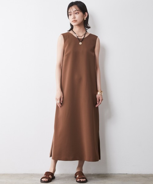 CHICWISH★ノースリーブマキシワンピース☆ Chicwish | .RECOMMEND ITEM . . 発売中 . Vネックノースリーブ