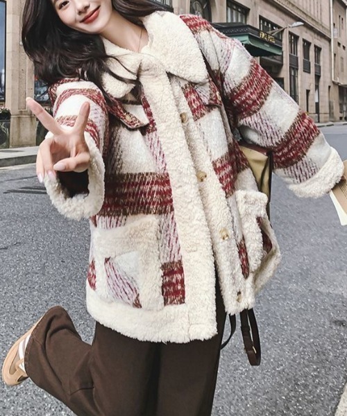 極美品✨クルチアーニ テーラードジャケット カシミヤ 裏地 ハート柄 ストレッチ 極美品✨クルチアーニ テーラードジャケット カシミヤ 裏地 ハート柄