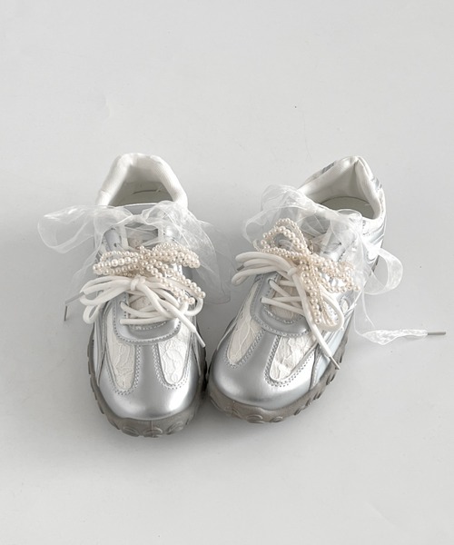 Shoes in Closet（シュークロ） スニーカー 軽量 2WAY パール付