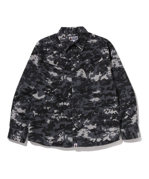 A BATHING APE カモフラージュ柄　メンズSサイズ A BATHING APE（アベイシングエイプ） シャツ MULTI PIXEL CAMO