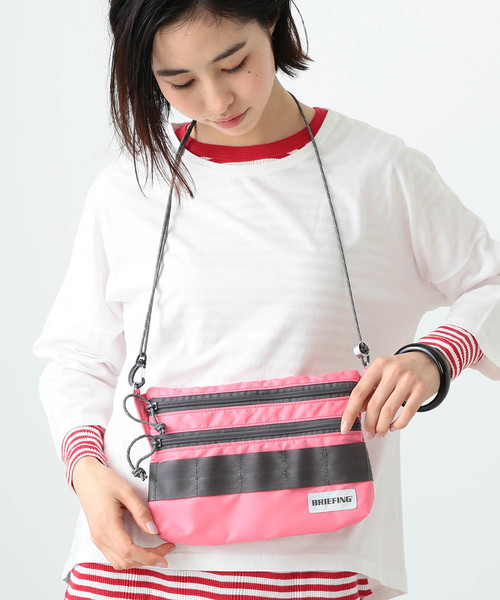 ショルダーバッグ バッグ 「別注」BRIEFING / SACOCHE レディース メンズの画像