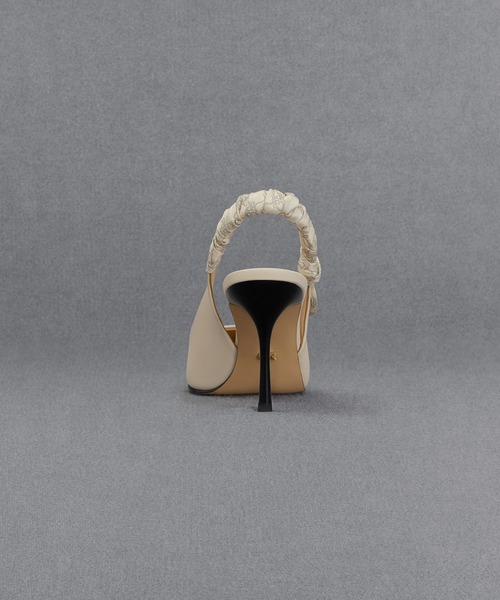 CHARLES ＆ KEITH（チャールズ&キース） パンプス レザー ルーシュド