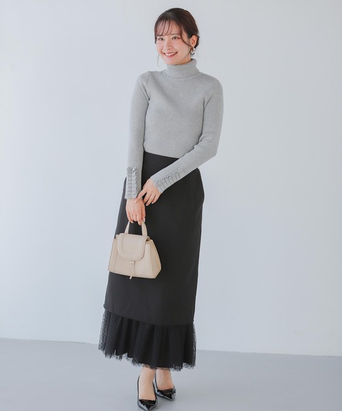 Fit more（フィットモア） ニット セーター ラメ袖フリルタートル