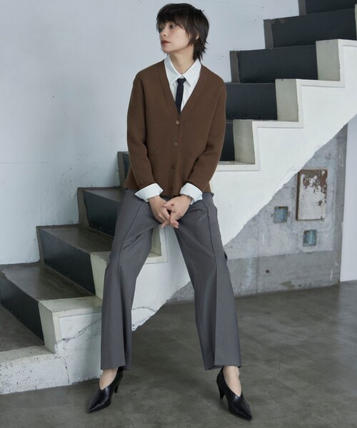 美品✨ICB 洗える ソフトカシミヤミックス Vネックカーディガン 2024AW アイシービー ICB 【洗える】ソフトカシミヤミックス Vネックニット