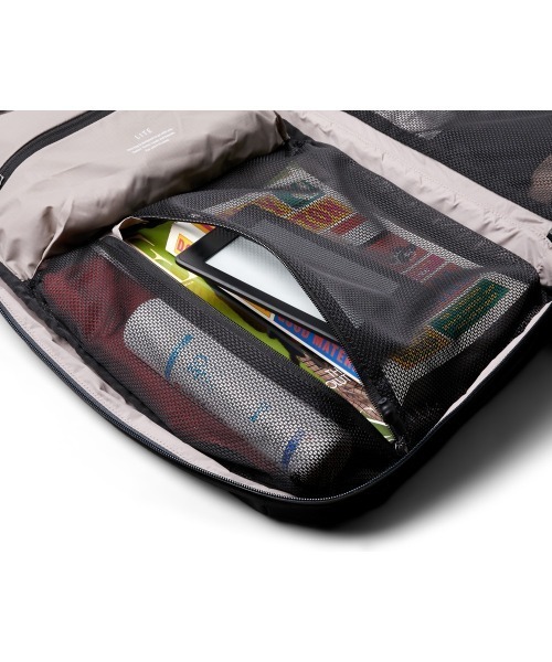 デイバック リュック Bellroy/バックパック/リュックサック Lite Travel Pack 30L ブラック メンズ レディースの画像