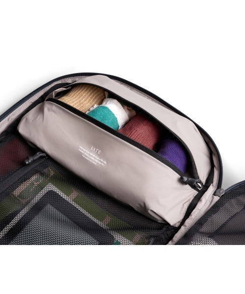 デイバック リュック Bellroy/バックパック/リュックサック Lite Travel Pack 30L ブラック メンズ レディースの画像