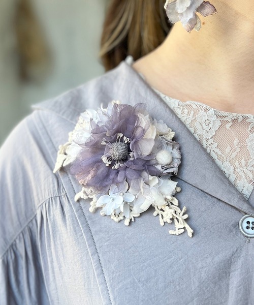 m.soeur（エムスール） ブローチ 紅茶染めの大きなコサージュ