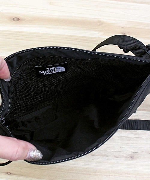 国内即発 THE NORTH FACE ボレアリススリムクロスバッグ THE NORTH FACE ショルダーバッグ ボレアリス スリム クロス