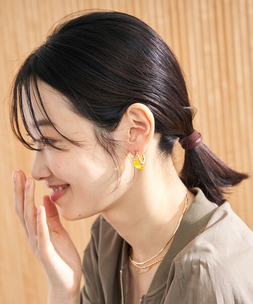 Chloe フープピアス ベージュ coen（コーエン） フープ ピアス クリアニュアンスフープピアス