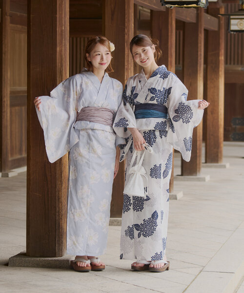 着物・浴衣 gyu 黒地×椿／レディース浴衣 | 宅配着物レンタルの京都かしきもの