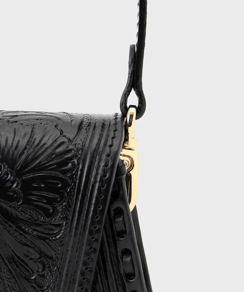 CARVING TRIBES ショルダーバッグ バッグ ChainMicrobag レディース