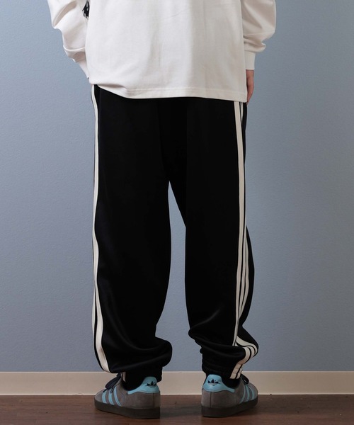アディダス　adidas トラックパンツ　Mサイズ　新品未使用 adidas アディダス トラックパンツ サイドファスナー ジャージ