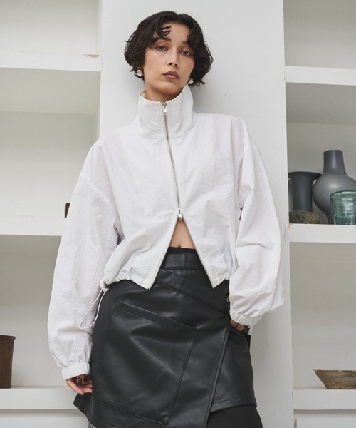 AIC. ブルゾン アウター ドローストリングナイロンブルゾン