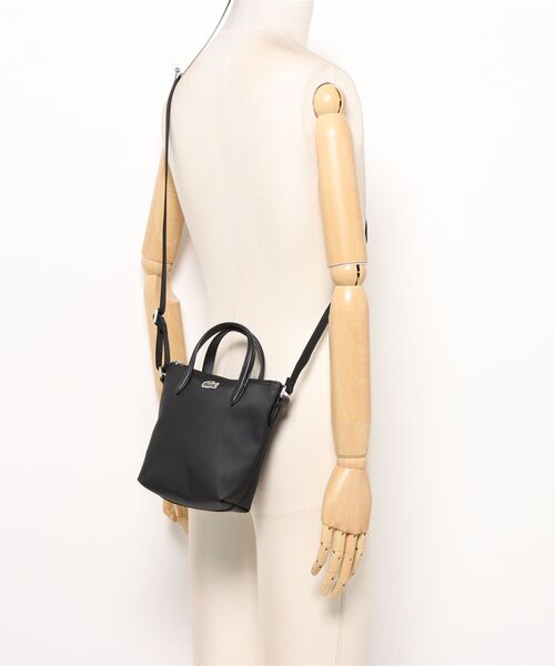LACOSTE クロスオーバーショルダーバッグ LACOSTE（ラコステ） バーティカル クロスオーバー バッグ VERTICAL