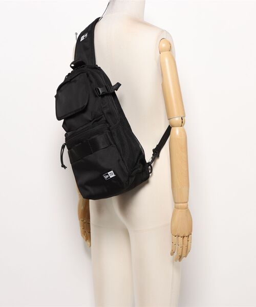 NEW ERA（ニューエラ） ショルダーバッグ NEWERA-SLING BODY BAG BLK