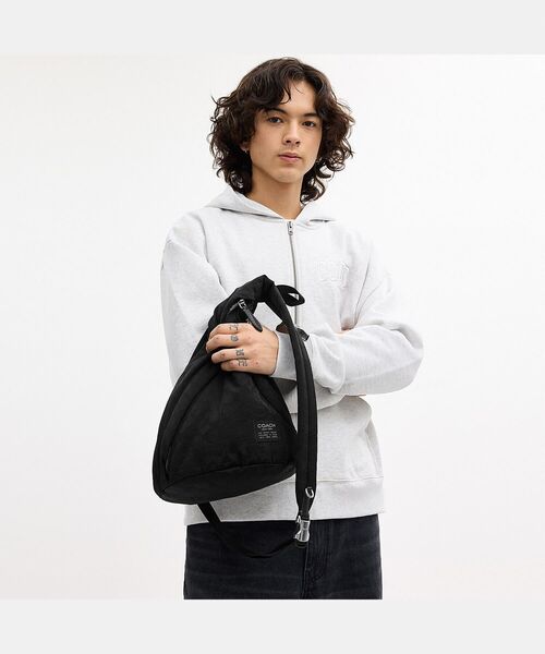 COACH（コーチ） ウエストポーチ ラクラン スリング・シグネチャー