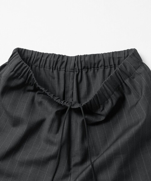 ハーフパンツ ワイドパンツ パンツ 「LOEFF」トロピカルウール ハーフパンツ ピンストライプ MENS メンズの画像