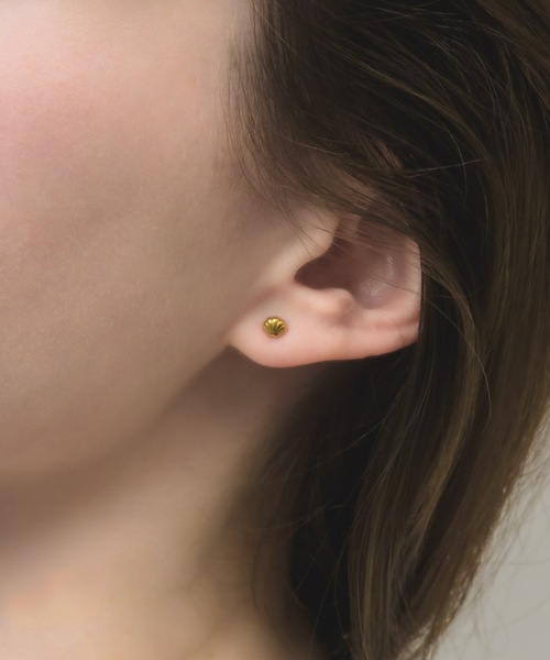 muku サージカルステンレス アレルギー対応 ピアス PIERCE/MNI SHELL