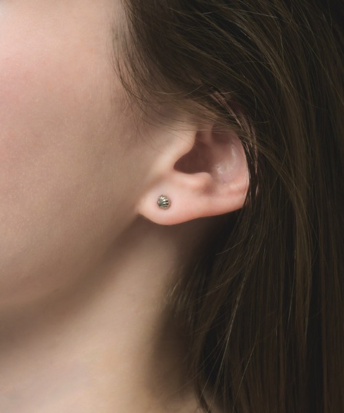 muku サージカルステンレス アレルギー対応 ピアス PIERCE/MNI SHELL