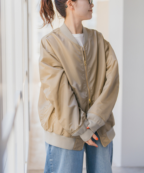 Spick & Span ベージュ ジップアップ ジャケット　サイズ　38 Spick＆Span ma1 ma-1 ナイロンジップブルゾン レディース