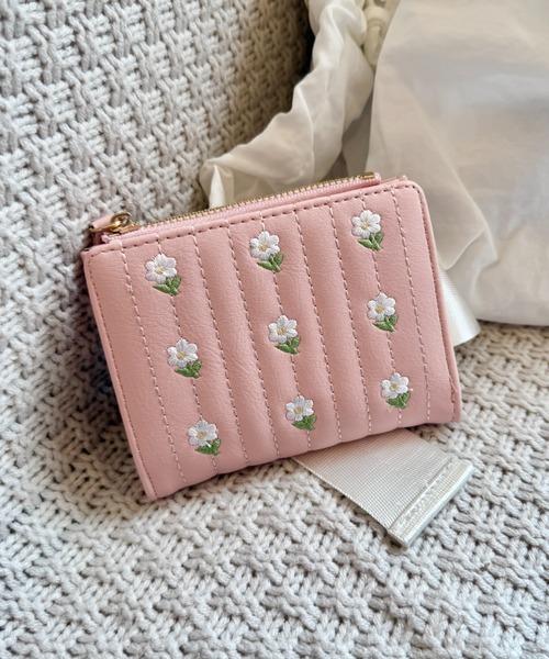 SOLLON. 財布 フラワー刺繍二つ折りミニウォレット レディース