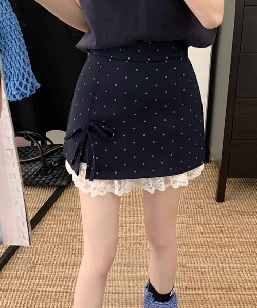 【SALE】VERSACE ミニスカート 黒 リボン ドット 柄 Mのみ レディース デザイナー スカート & ミニスカート | ヴェルサーチ