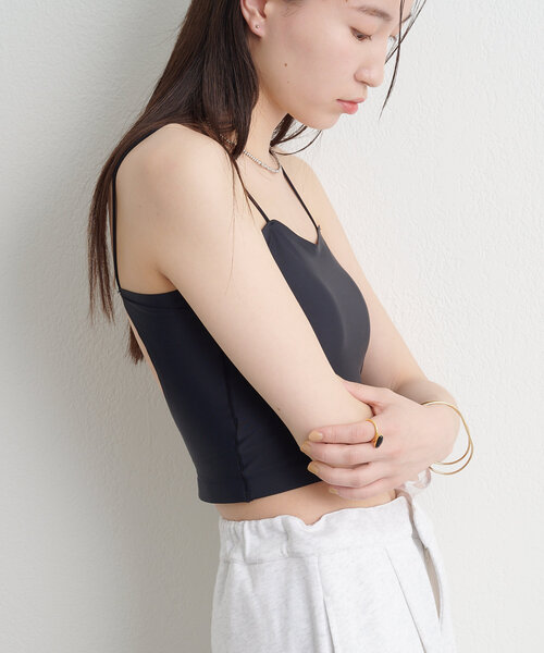 Omekashi（オメカシ） カップ付き キャミソール 「新色追加/オフ