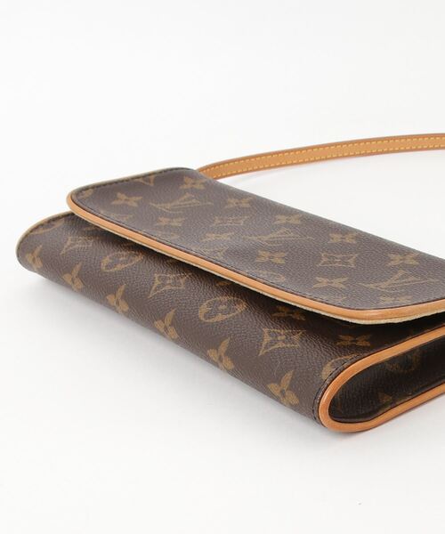 Louis Vuitton バッグ ブラウン LOUIS VUITTON 「LOUIS VUITTON」 ショルダーバッグ - ブラウン