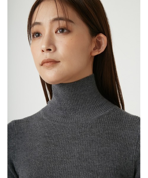 新品　FRAY I.D グレージュ　チャイニーズラクーン　タートルネックニット FRAY I.D（フレイ・アイディー） タートルネックニット FREE ホワイト