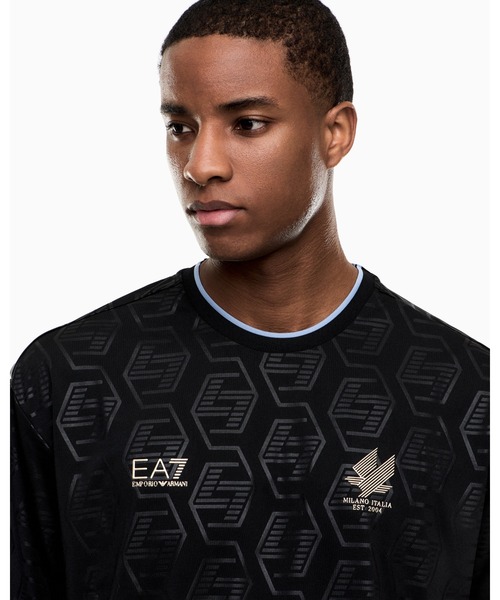 ジャージ 「オンライン限定」「エンポリオ アルマーニ EA7」Soccer ジャージーTシャツ＆ショートパンツセット メンズの画像