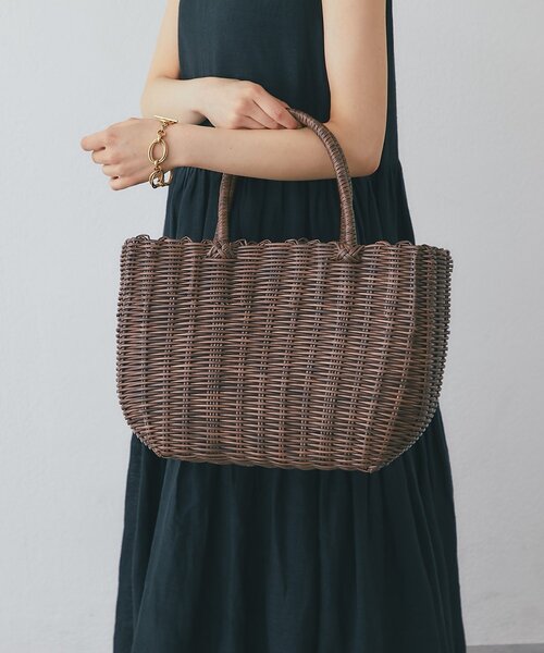 La boutique Bonbon（ラブティックボンボン） トートバッグ 「雨の日に