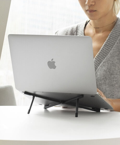 Native Unionノートパソコンスタンド ブラック Native Union DESK LAPTOP STANDをレビュー！海外風の格好良い