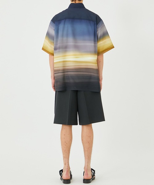 united tokyo/グラデーションパターンシャツ柄シャツ UNITED TOKYO（ユナイテッドトウキョウ） シャツ 半袖 グラデーション