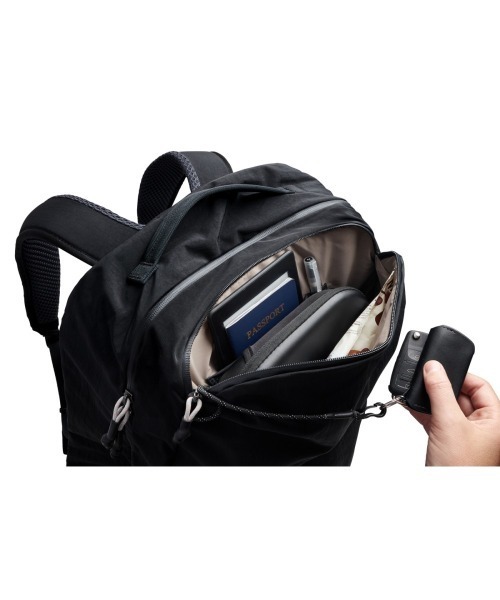 デイバック リュック Bellroy/バックパック/リュックサック Lite Travel Pack 38L ブラック メンズ レディースの画像