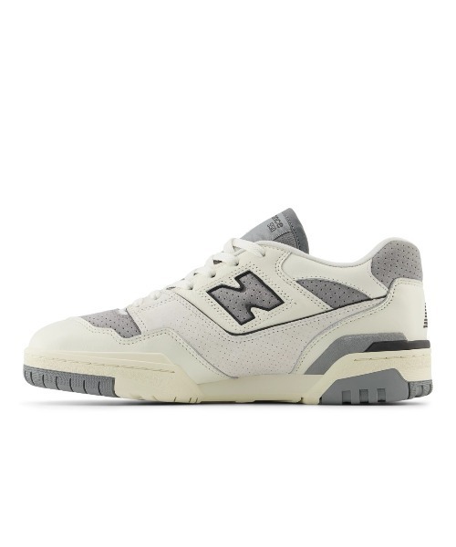 【未使用級】New Balance ニューバランス 550 スニーカー Kinetics スニーカー New Balance 550（ニューバランス 550