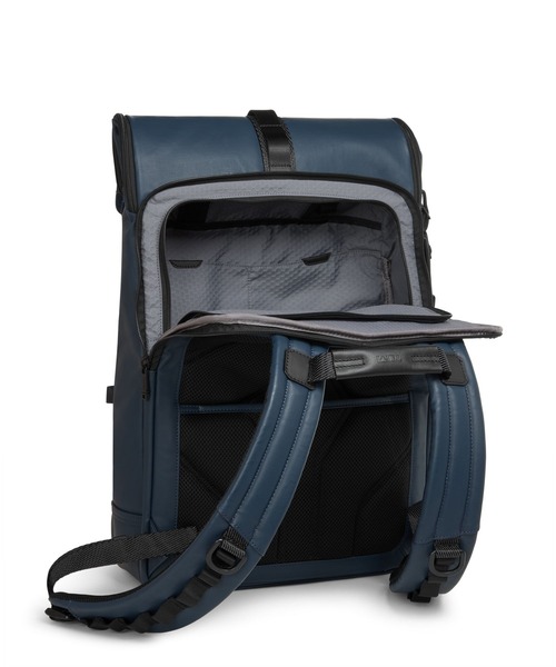tumi トゥミ バックパック ランス ALPHA BRAVO 「サーヴェイランス」フラップ・バックパック ブラック