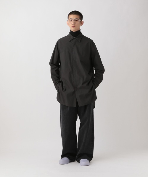 STERNBERG　スタンバーグ　サイドスリットZIPシャツ STERNBERG（スタンバーグ）の「STERNBERG/サイドスリットZIP