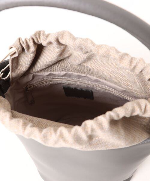 「PELLETTERIA VENETA」 2WAYバッグ FREE チャコールグレー レディース_画像4