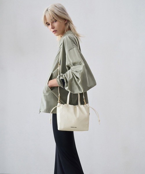 「CHARLES & KEITH」 2WAYバッグ S クリーム レディース