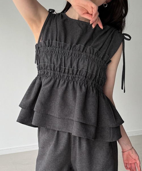 JUNOAH（ジュノア） セットアップ ペプラムデザイントップス＋パンツ