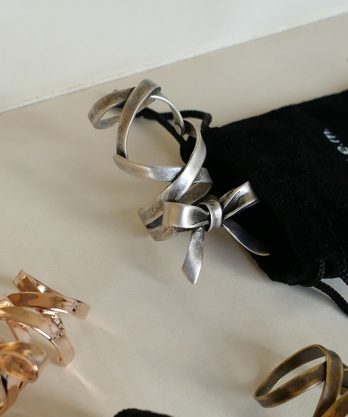 LOVE BY e.m.（ラブバイイーエム） 指輪 リング リボンレースアップ