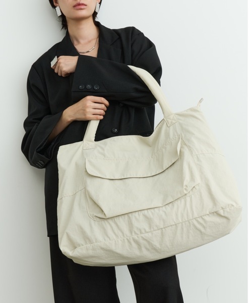 ブラック ナイロン トートバッグ 大容量 PRADA プラダ ハンドバッグ トートバッグ RE NYLON パデッド