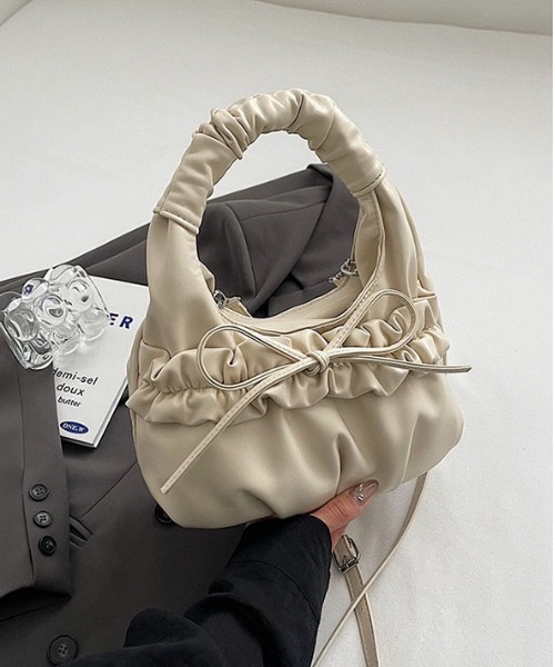 【美品】 GABBRIELLI ガブリエッリ レザー 2way ショルダーバッグ 2WAYスクエアショルダーバッグ #187c Gabriela (ガブリエラ