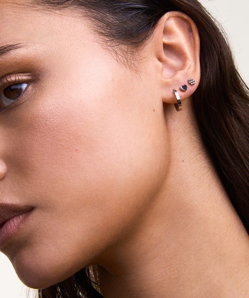 Daniel Wellington（ダニエルウェリントン） ピアス Flower Stud