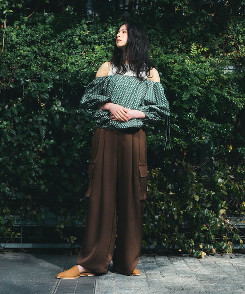 送料無料★KBF サテンカーゴパンツ BROWN 新品 ケービーエフ KBF サテンカーゴパンツ （BROWN） - ファッション