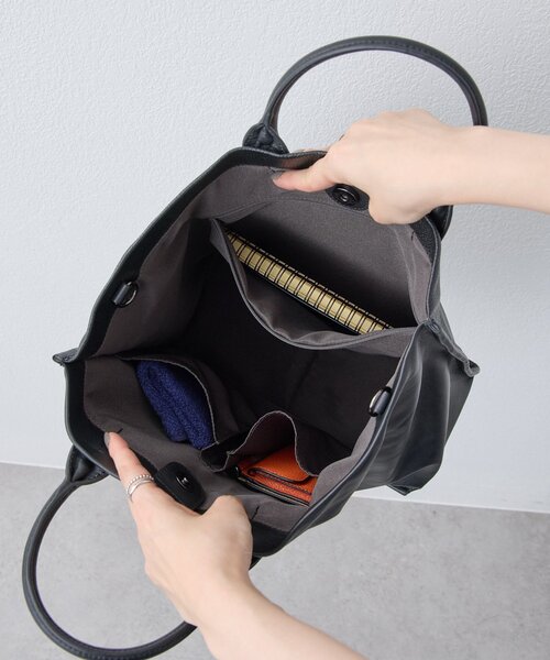 【美品】ear イアパピヨネ レザー 本革製 ハンドバッグ トートバッグ ear PAPILLONNER トートバッグ 「本革/B5サイズ対応